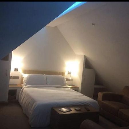 Storm Cottage B&B Hugh Town Esterno foto